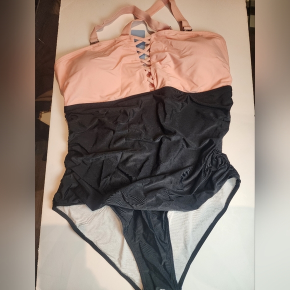 New Women's Peach Black Swimsuit One Piece Slimming Tummy Control Plus Size 18 - Picture 3 of 10
